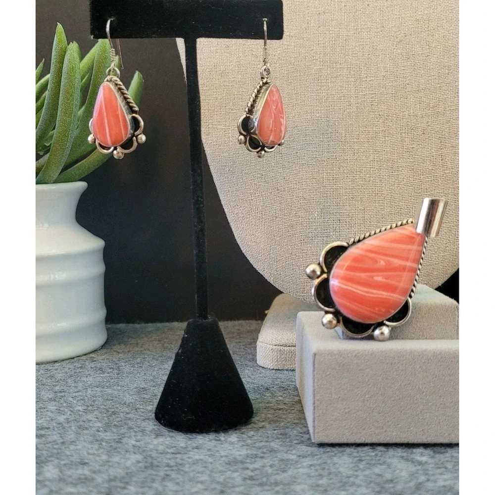 Mexico Stamped Coral Pink Banded Pendant Earrings Set Silver Tone 3pc